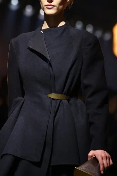 Look 24
